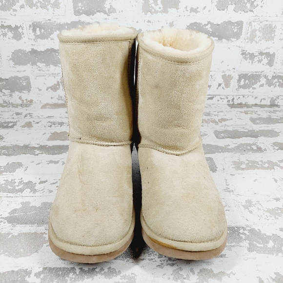 Lam Cream Suede Round Toe Fur Winter Boots V744 - Picture 3 of 12